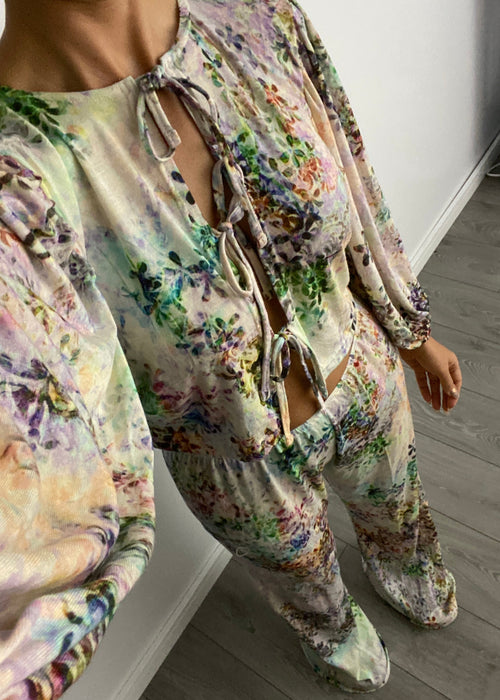 Conjunto de pantalón ancho y top con lazo en la parte delantera con estampado floral