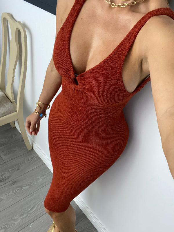 V Ring Crinkle Midi Dress in Terracotta