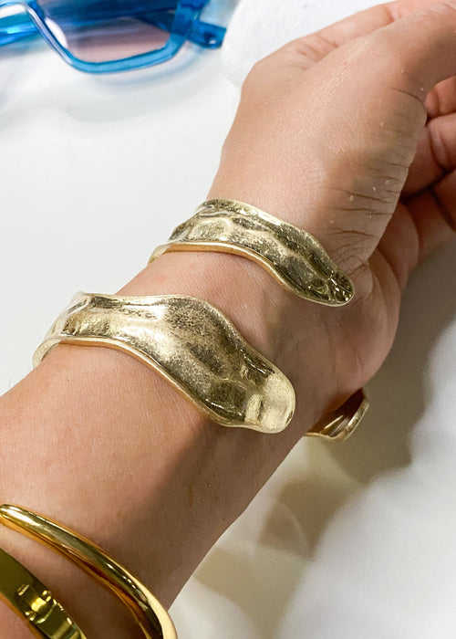 Hammered Molton Gold Cuff