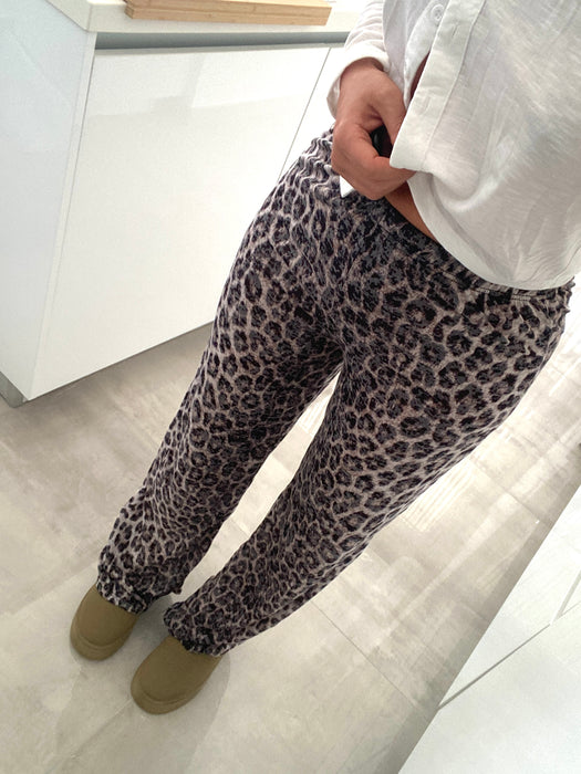 Pantalones de jersey de pierna recta con estampado de leopardo