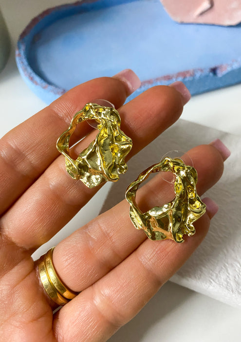 Retro Molton Gold Studs