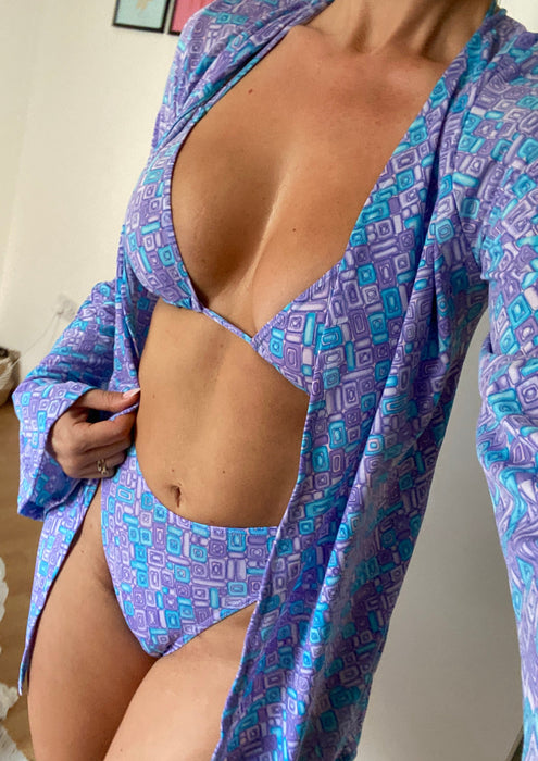 Bikini & Shirt Set in Retro Print