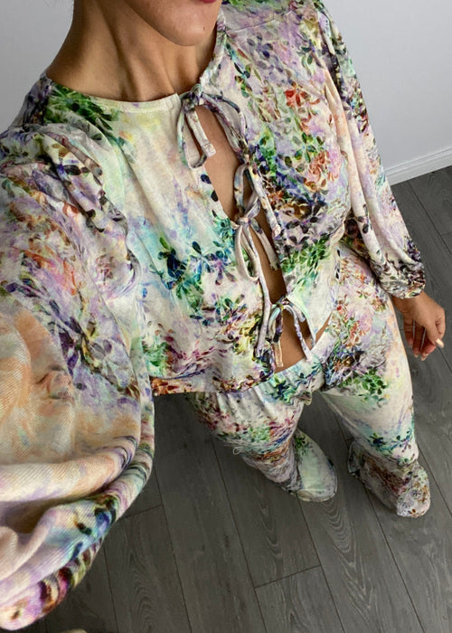 Conjunto de pantalón ancho y top con lazo en la parte delantera con estampado floral