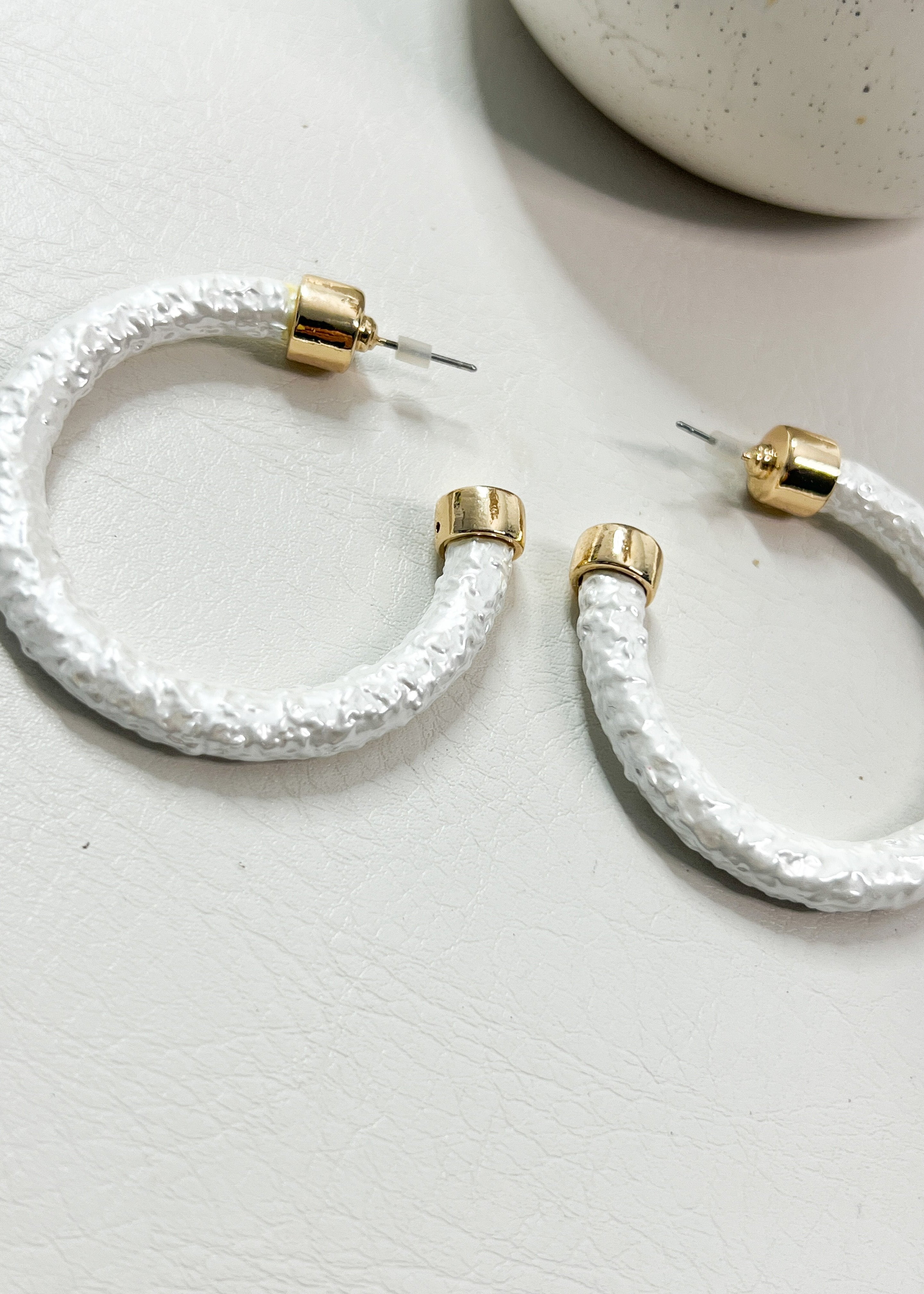 Textured Pearly Hoop Earrings