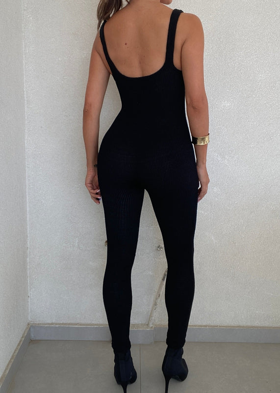 Catsuit de fiesta con contorno plateado