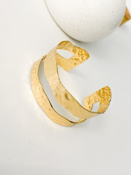 Creta Hammered Gold Cuff