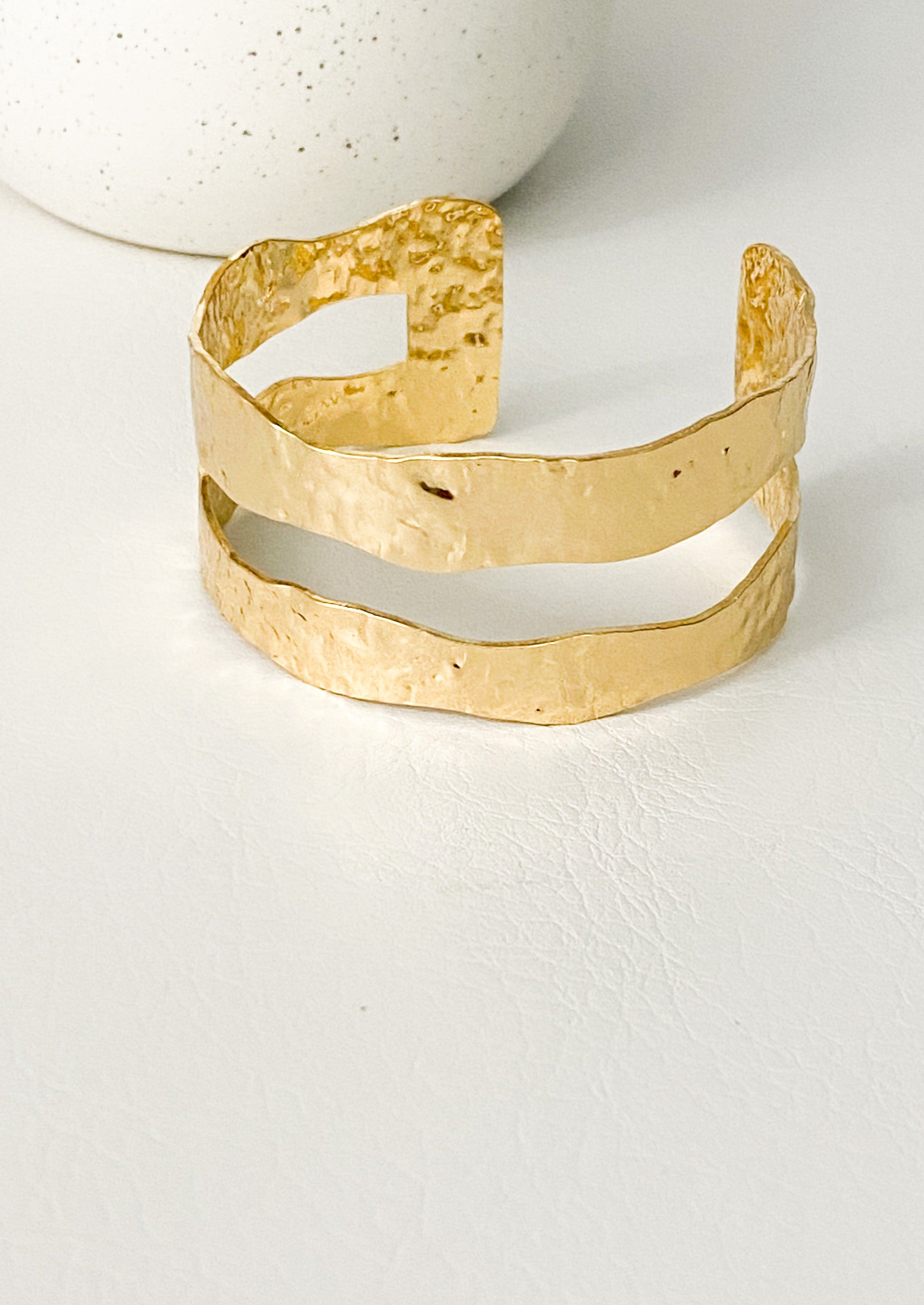 Creta Hammered Gold Cuff