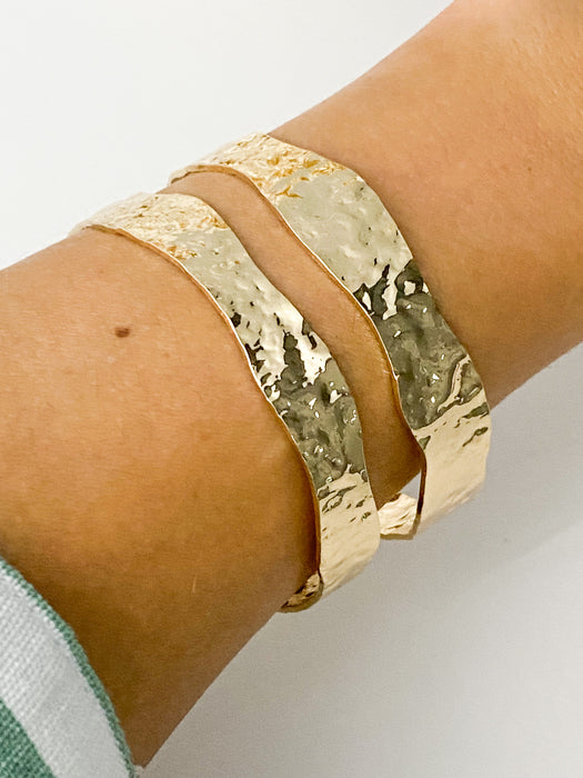 Creta Hammered Gold Cuff