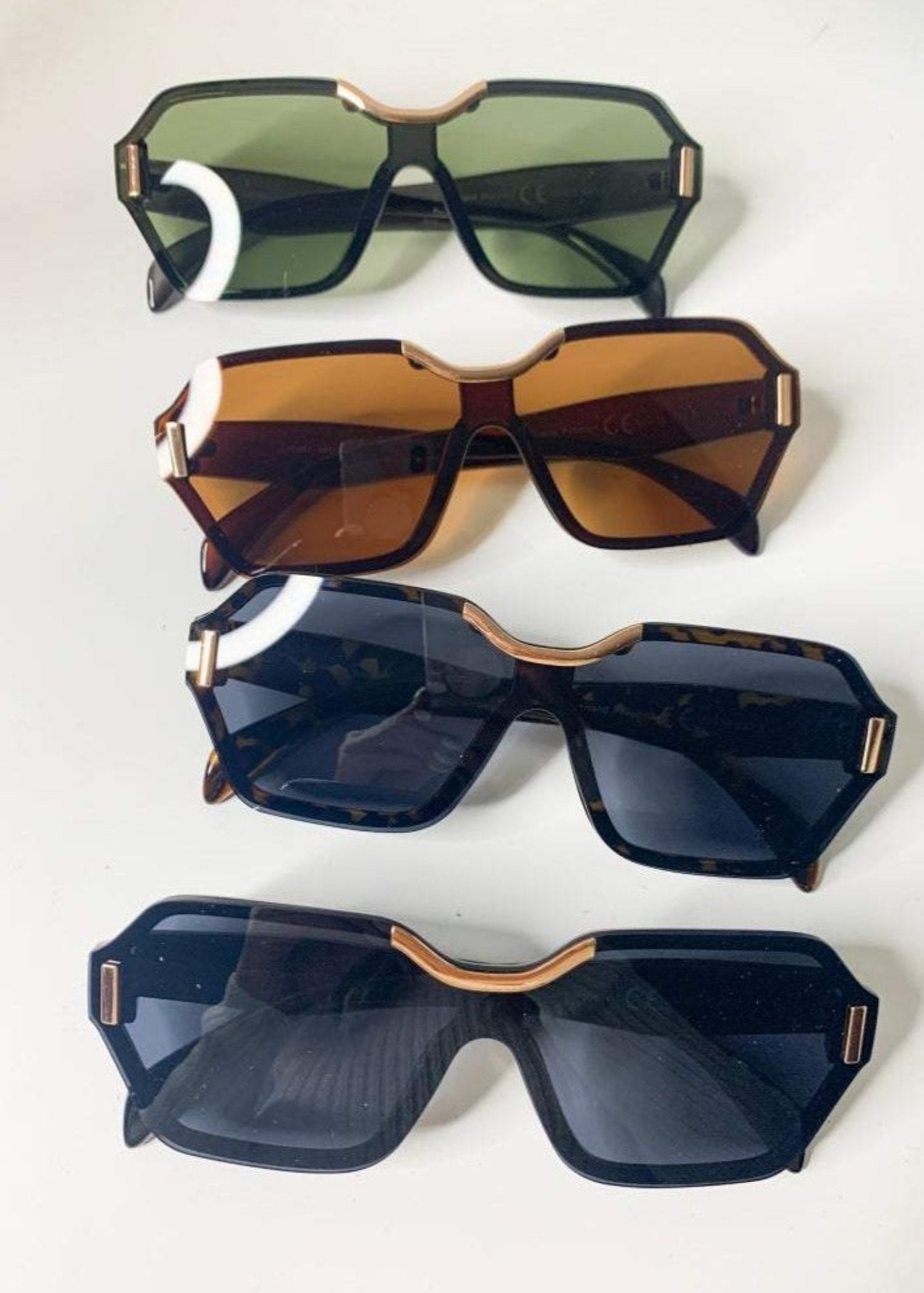 Retro Gold Detail Sunglasses